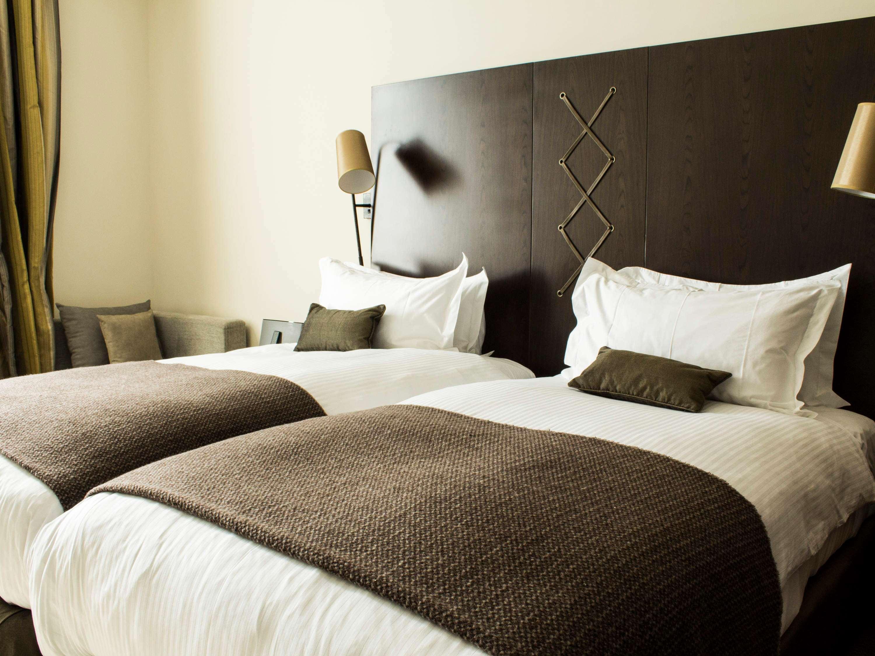 Sofitel Montevideo Casino Carrasco & Spa 외부 사진 A bed